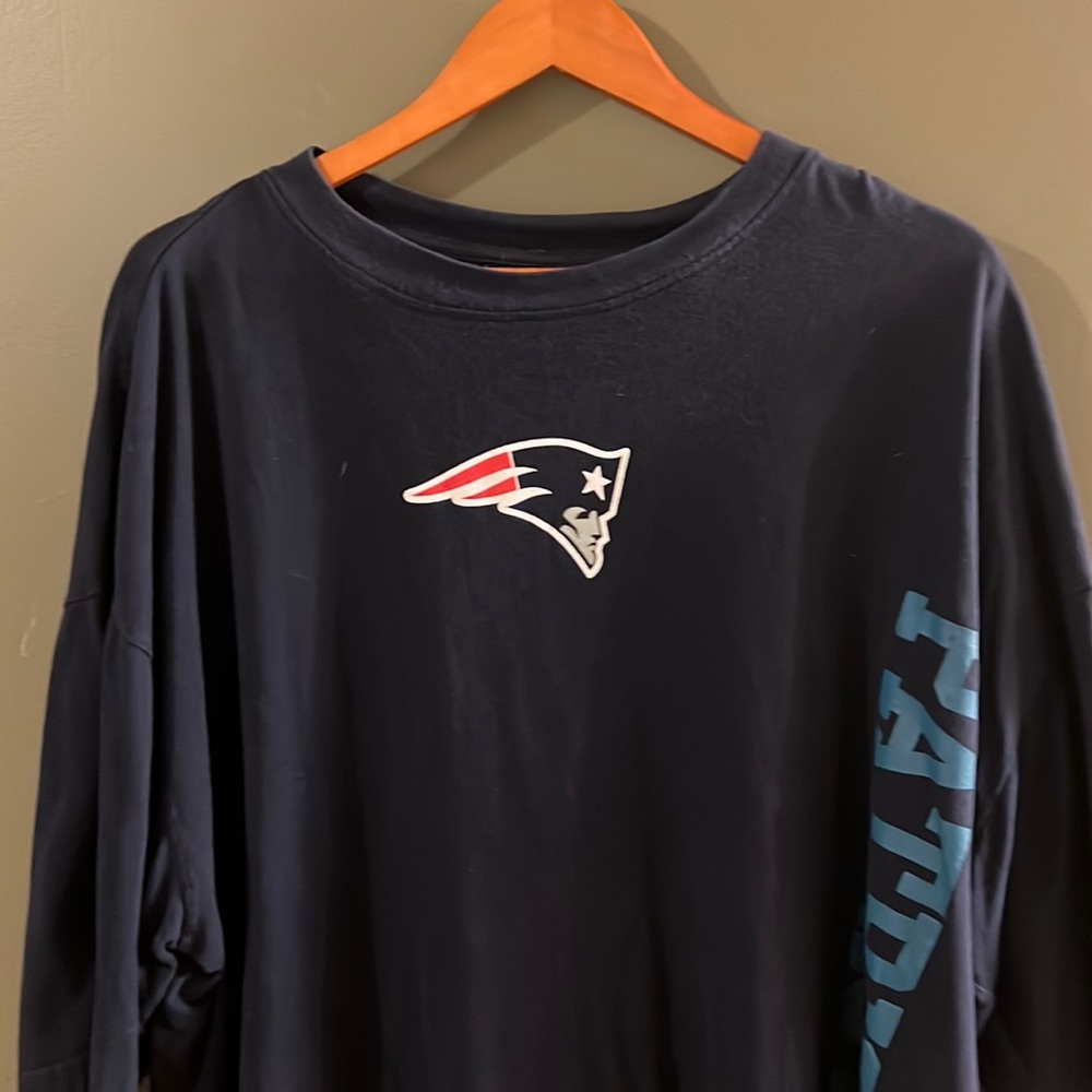 New England Patriots short sleeve shirt size 4 XL tall